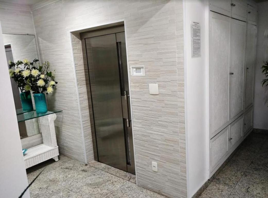 Apartamento Otima Localizacao Γκουαρούχα Εξωτερικό φωτογραφία